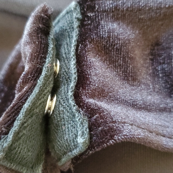 Fashion Nova velvet bodysuit - Picture 2 of 4